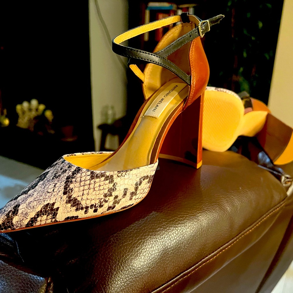 Antonio Melani heels